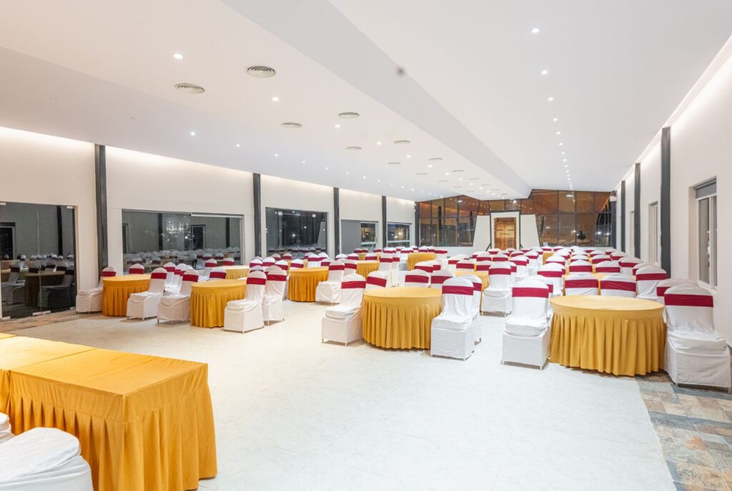 serene resort hyderabad banquet ha;lll for meeting (1)