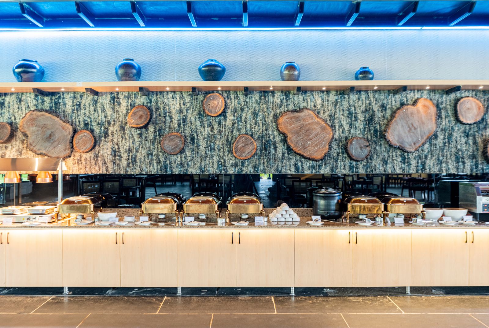 serene resort hyderabad dining hall (2)