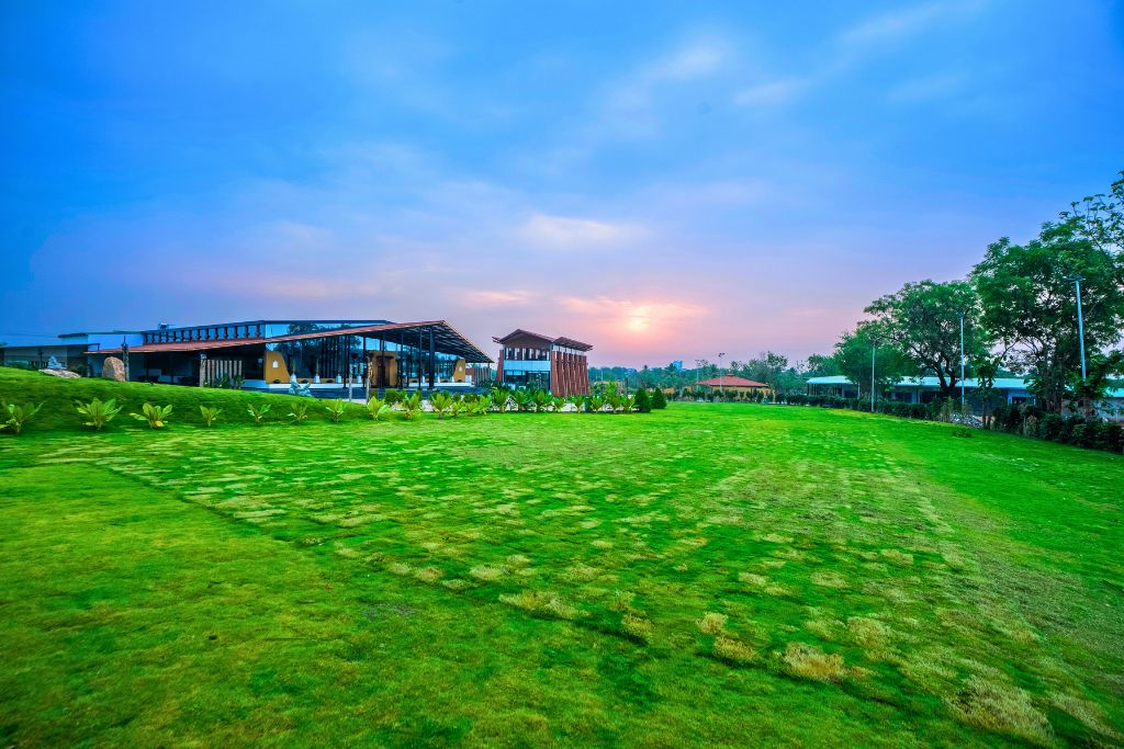 serene resort hyderabad lawns (4)