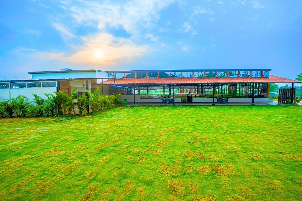 serene resort hyderabad lawns